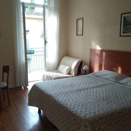 Hotel Lucciola Bordighera Kültér fotó