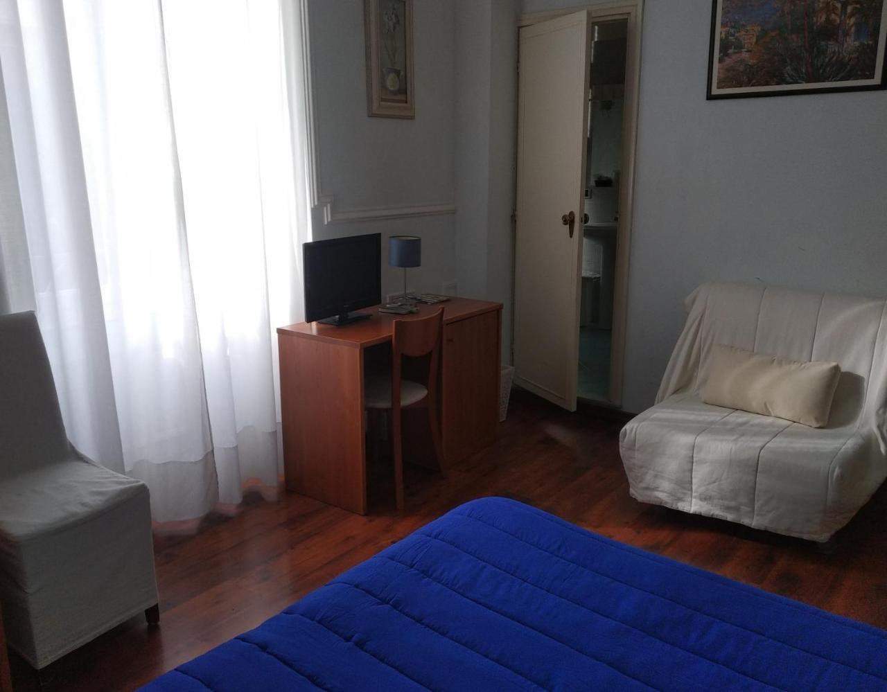 Hotel Lucciola Bordighera Kültér fotó