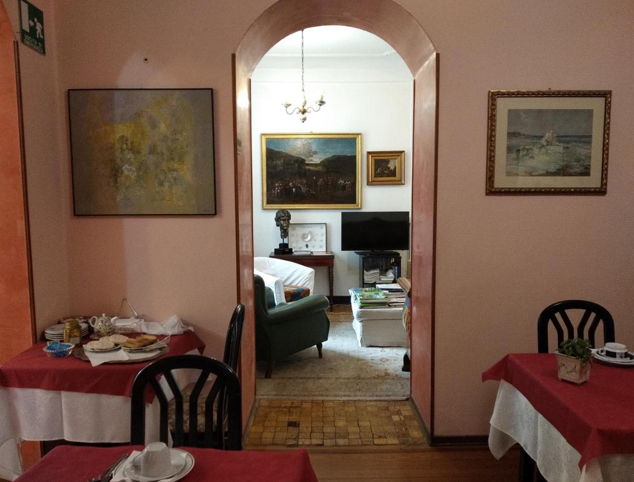 Hotel Lucciola Bordighera Kültér fotó